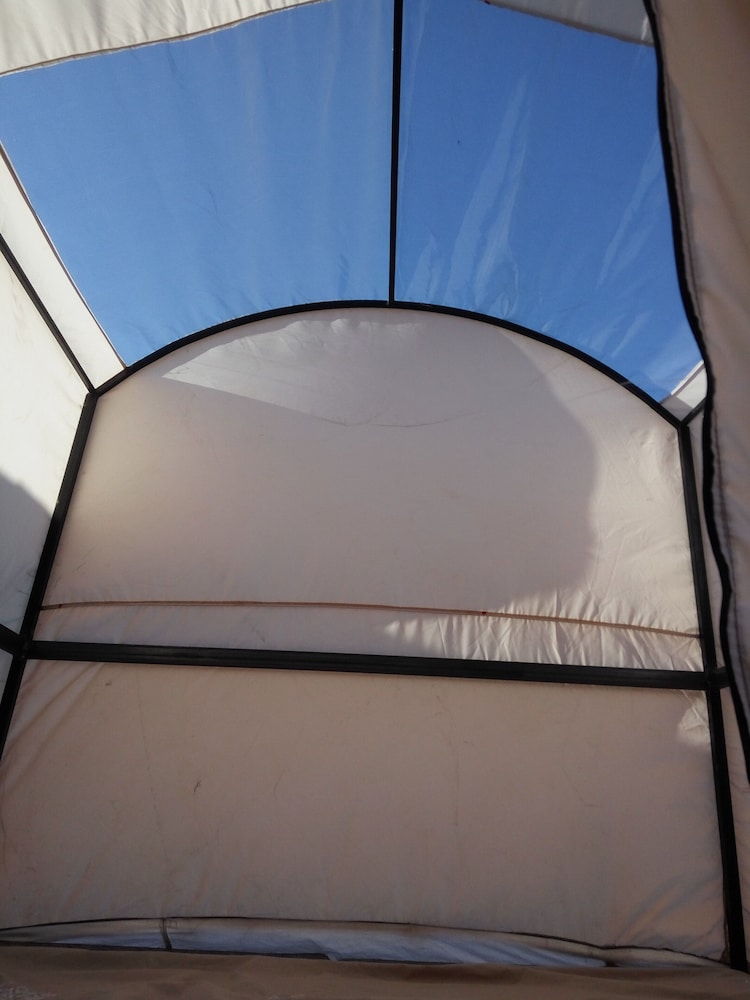 al sultan bedouin camp