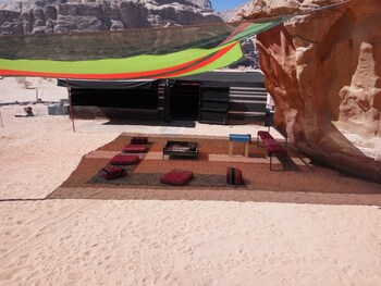 al sultan bedouin camp