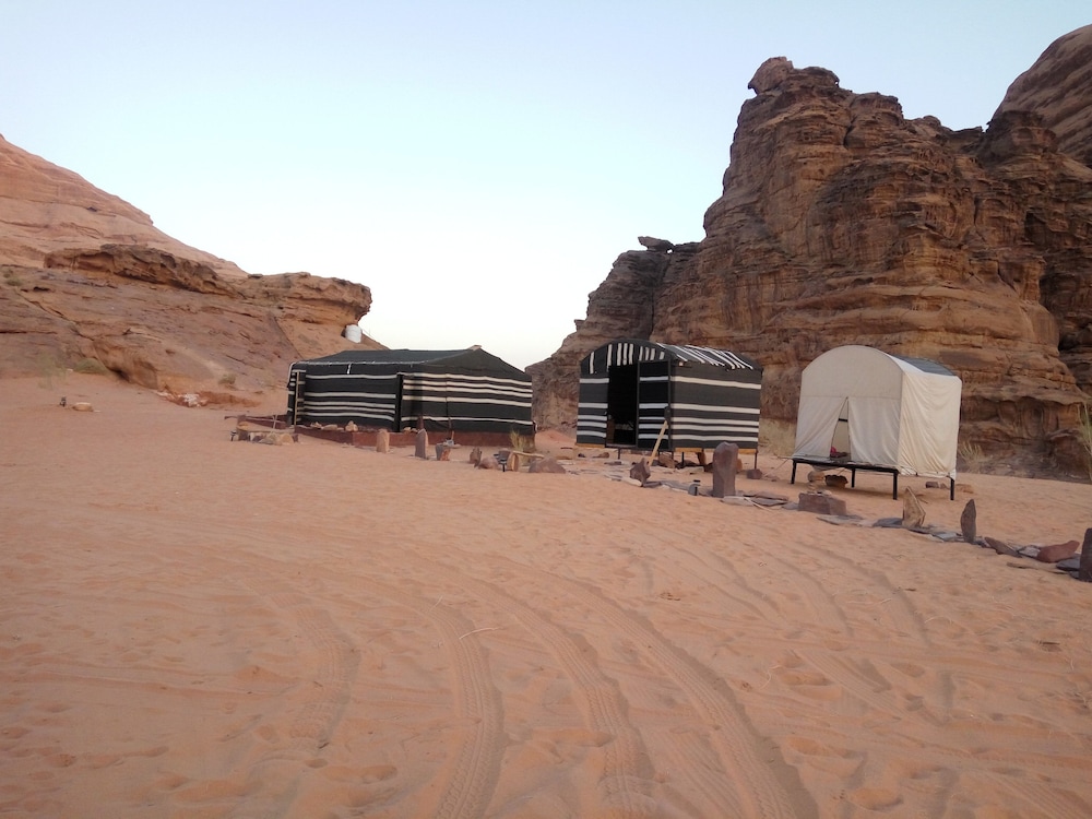 al sultan bedouin camp