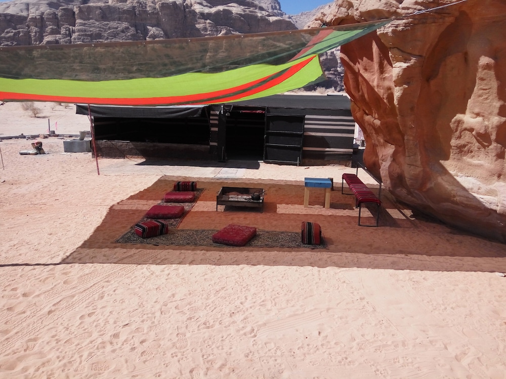 al sultan bedouin camp