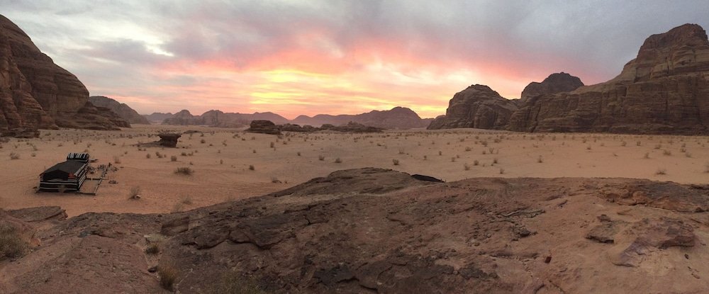 al sultan bedouin camp