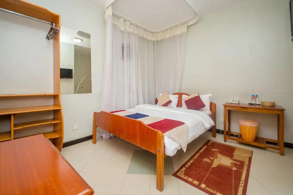 jupiter guest house parklands