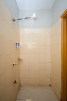 jupiter guest house parklands