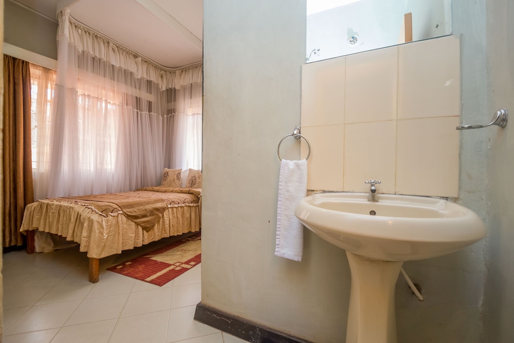 jupiter guest house parklands