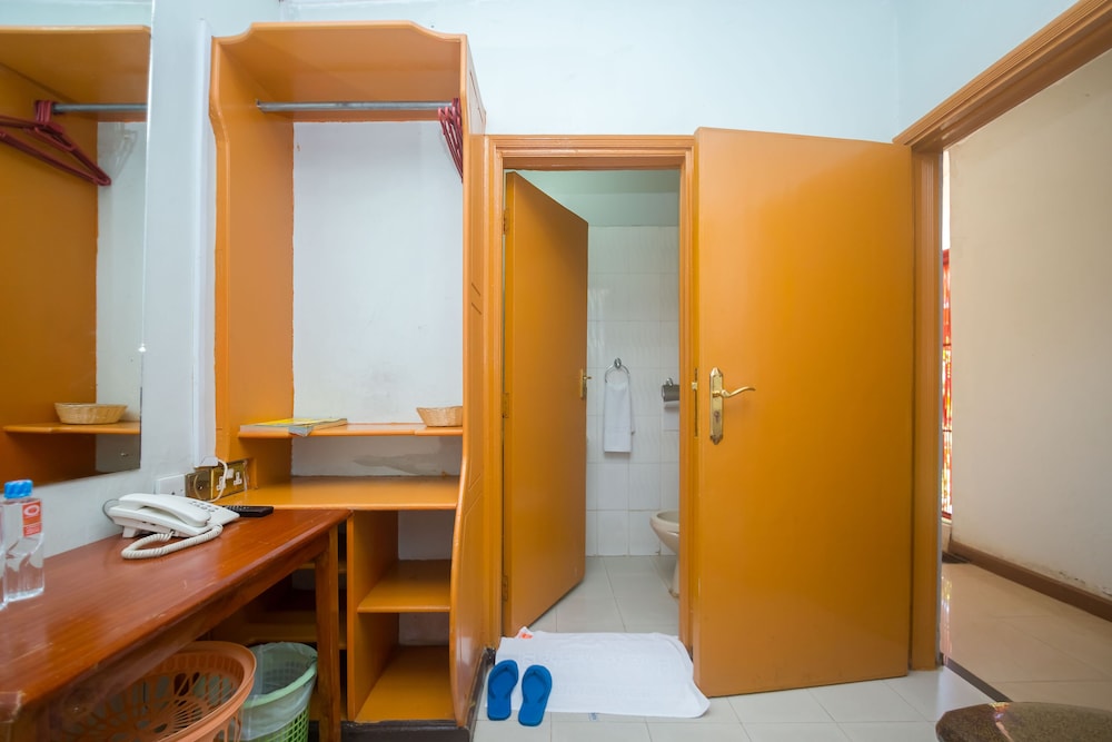 jupiter guest house parklands