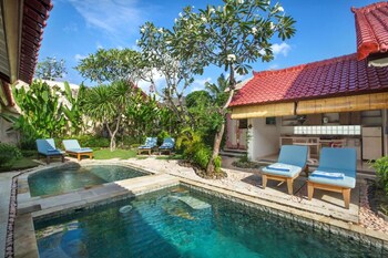 happy together by villa kresna