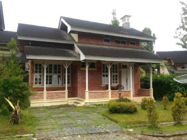 villa kota bunga anyelir