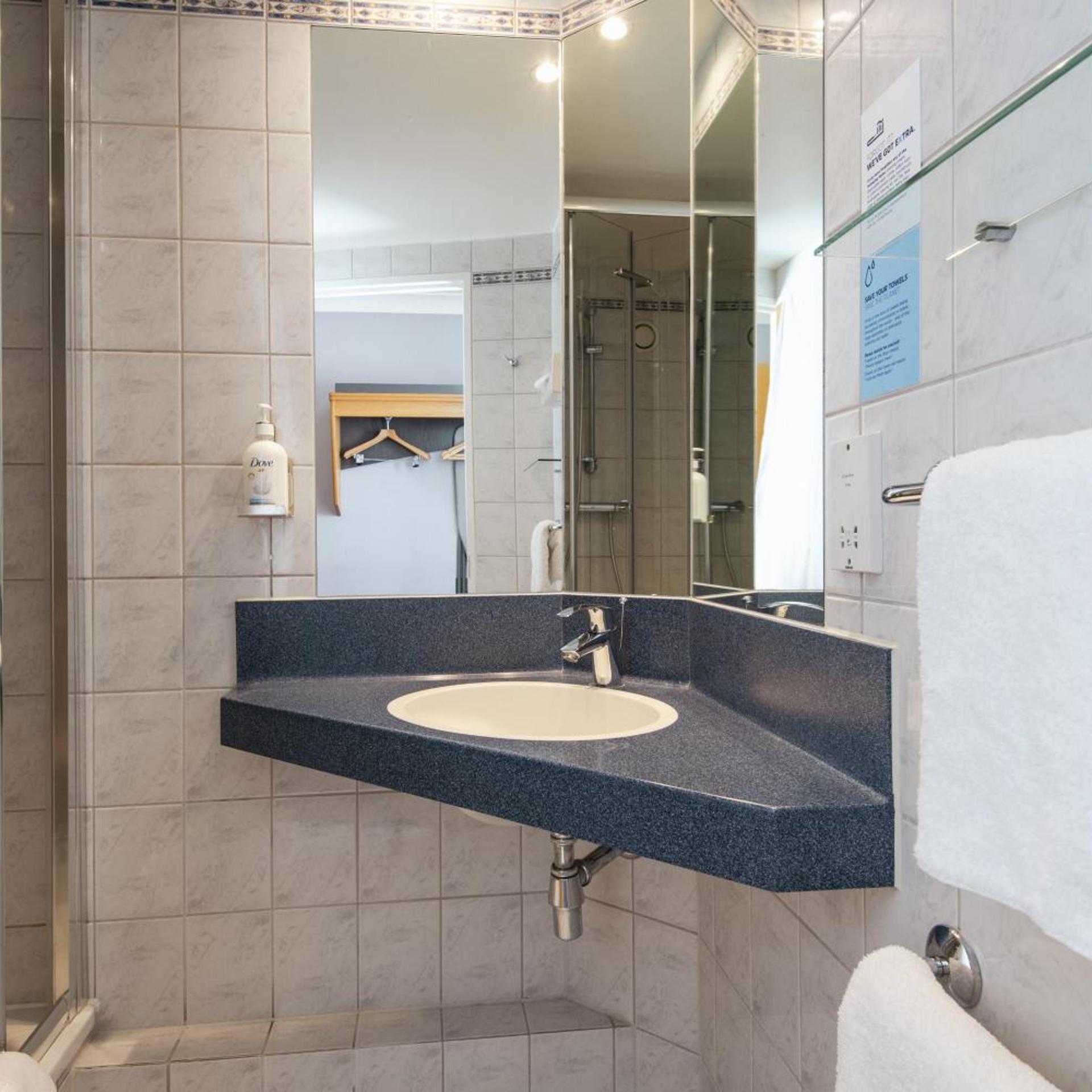 holiday inn express bristol city centre by ihg