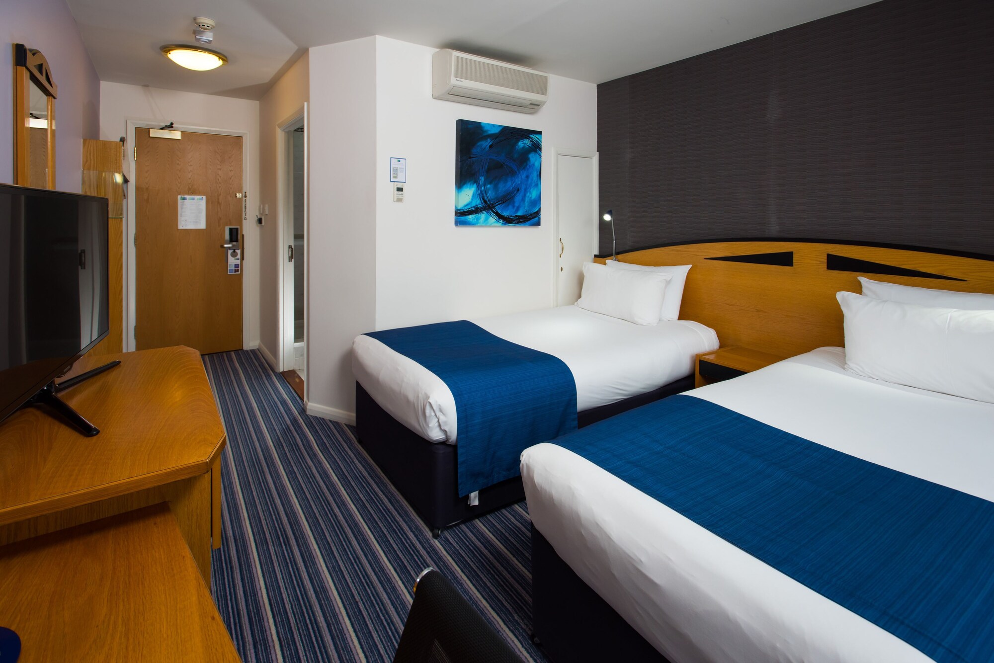holiday inn express bristol city centre by ihg