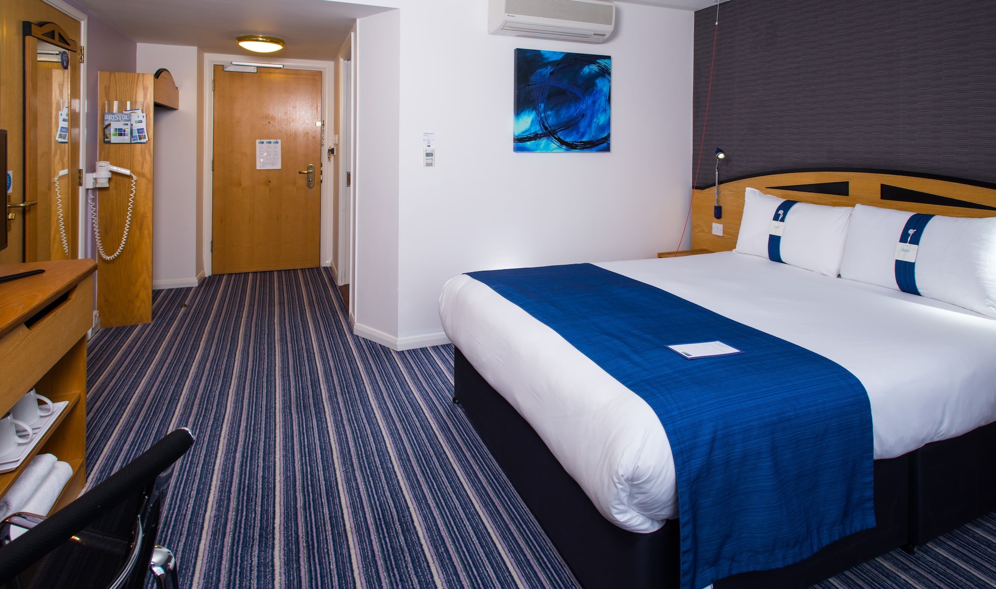 holiday inn express bristol city centre by ihg