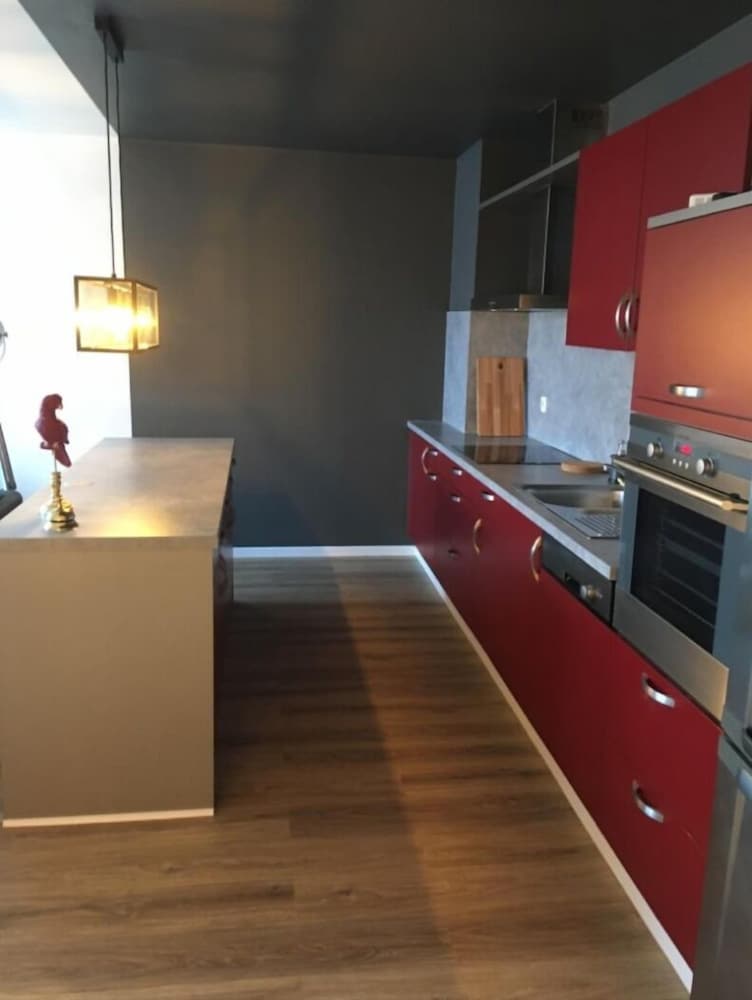 luxury large 4 beds 3 balconies 110 m2 parking