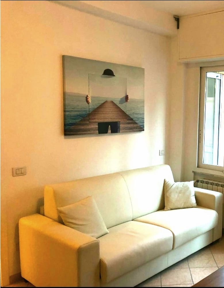 monterosso apartment