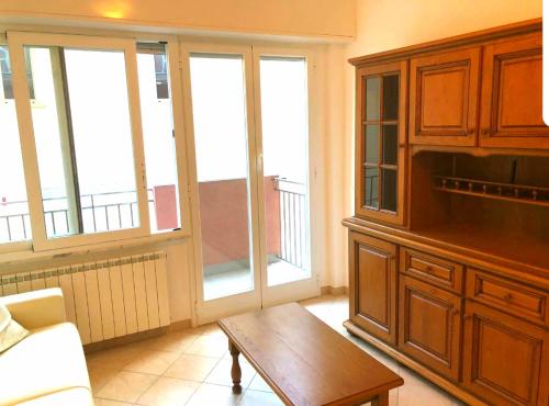 monterosso apartment