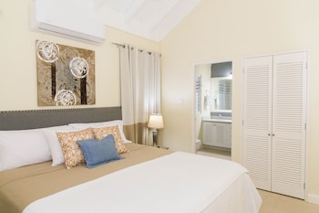 richmond villa rental management