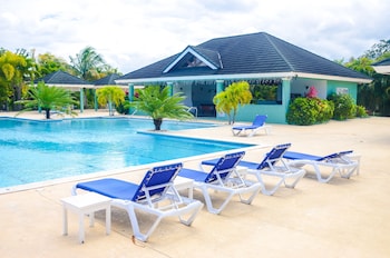 richmond villa rental management