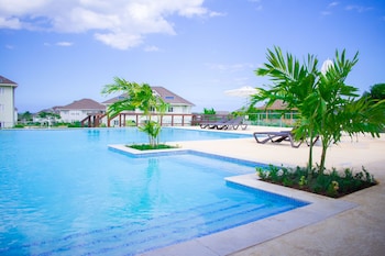 richmond villa rental management