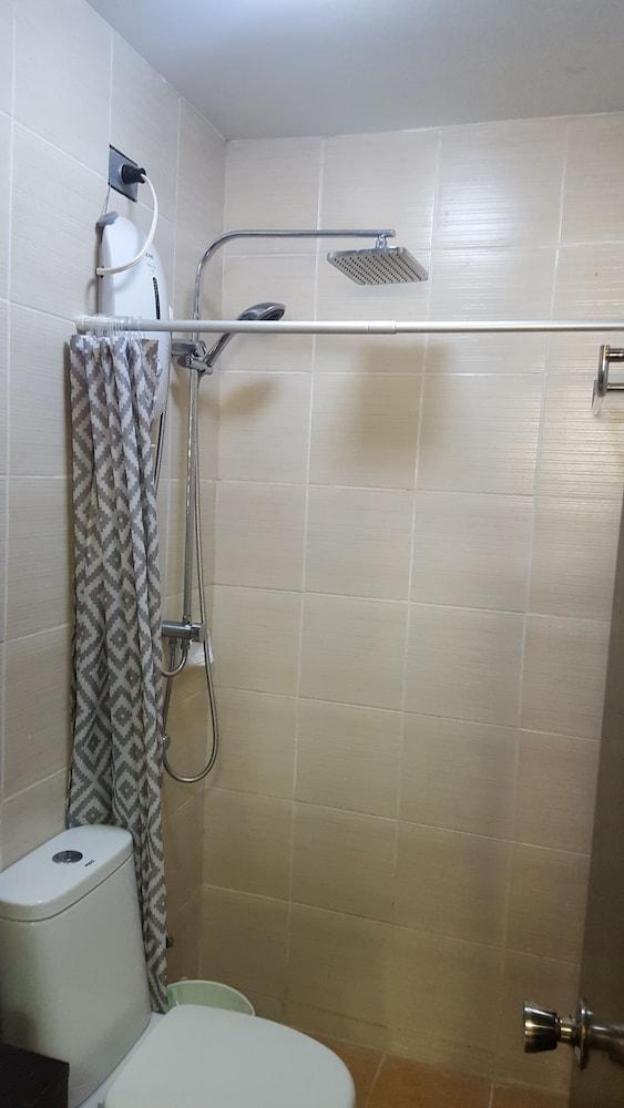 2 bedroom villa by ap at tagaytay hampton villa