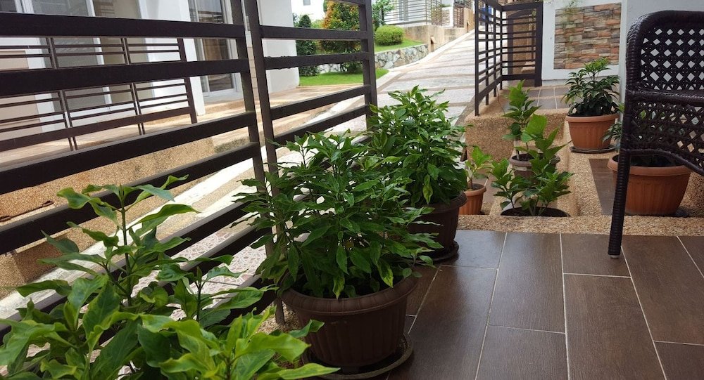 2 bedroom villa by ap at tagaytay hampton villa