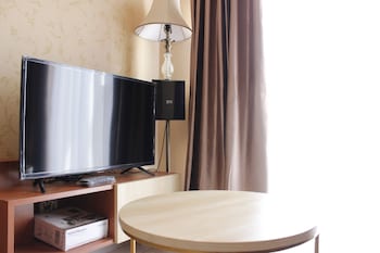 classic 2br apartment at mekarwangi square cibaduyut