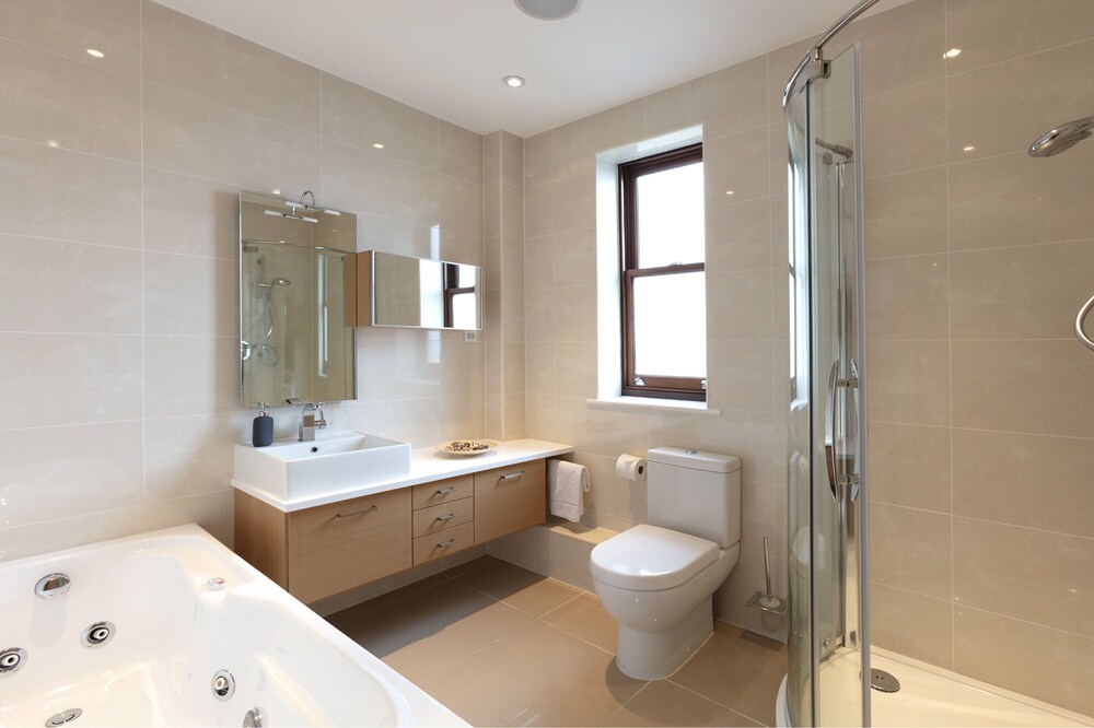 hampden apartments the henry