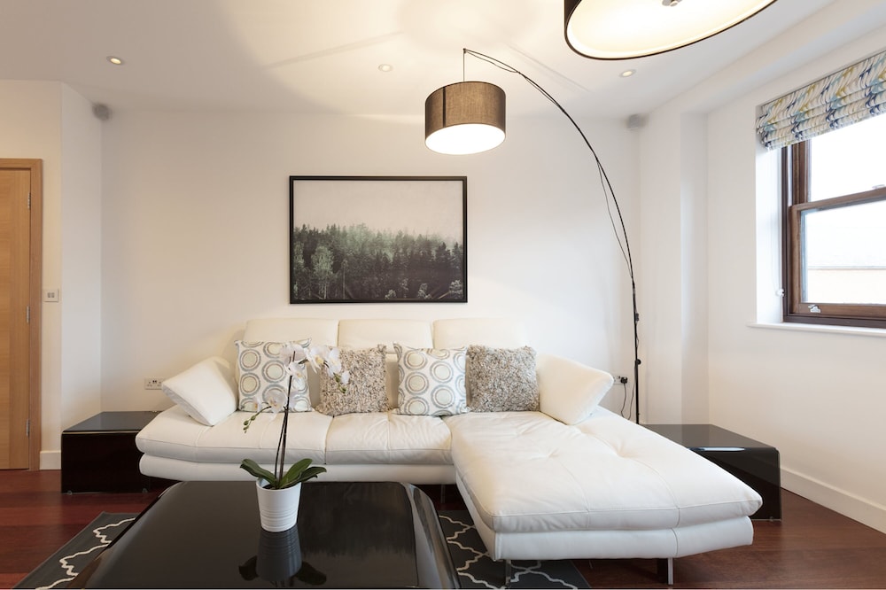 hampden apartments the henry