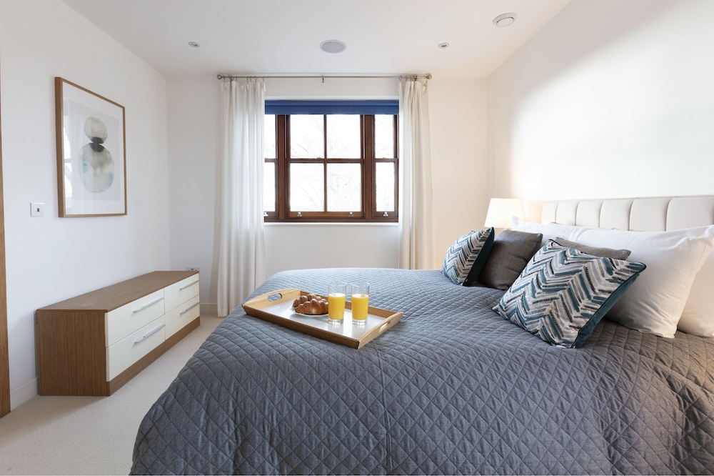 hampden apartments the henry