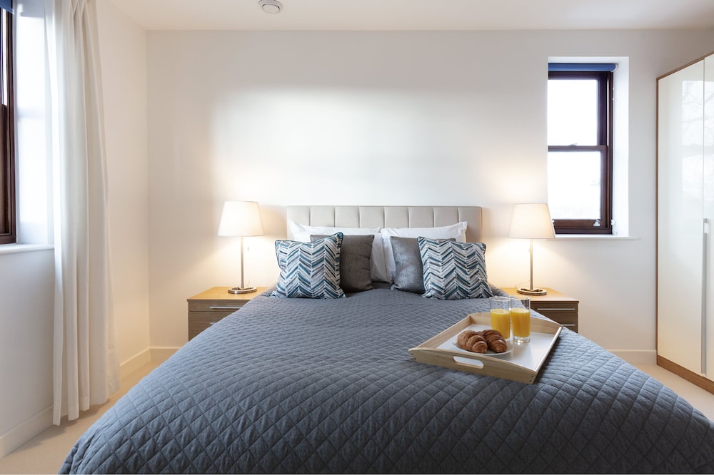 hampden apartments the henry