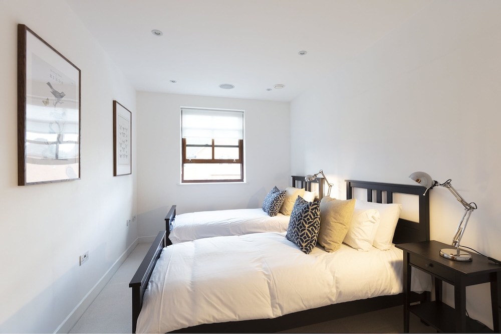 hampden apartments the henry