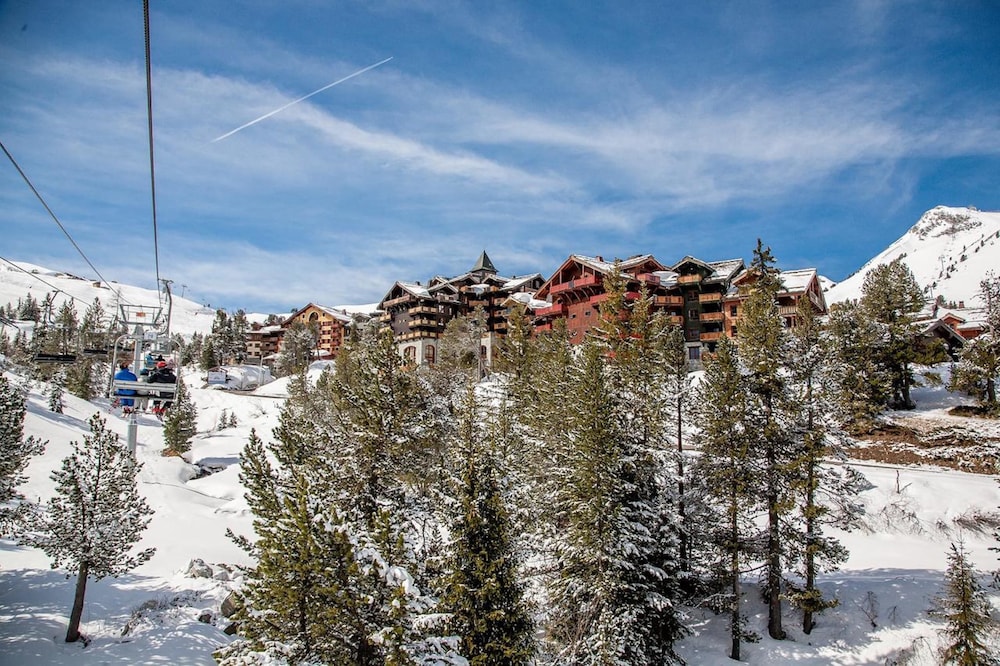 pierre and vacances premium residenz arc 1950 le village