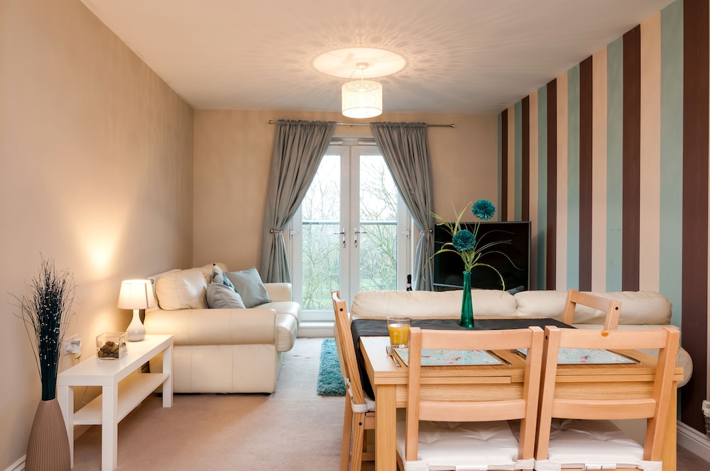 bladon court