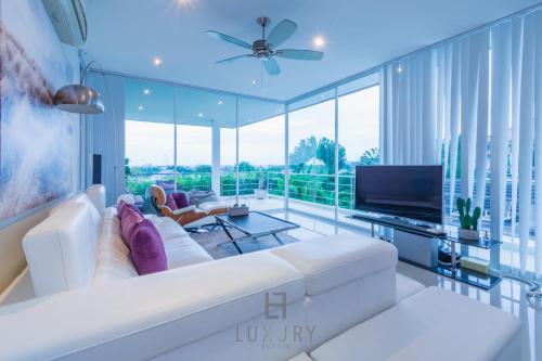 luxury modern 3 bedroom pool villa pa5