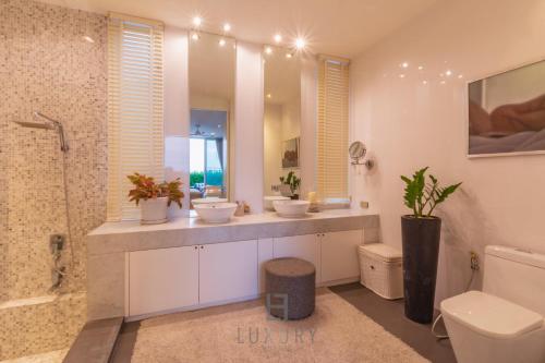 luxury modern 3 bedroom pool villa pa5