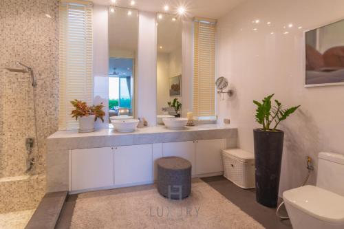 luxury modern 3 bedroom pool villa pa5