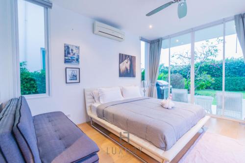 luxury modern 3 bedroom pool villa pa5