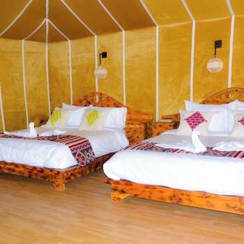 desert heart luxury camp