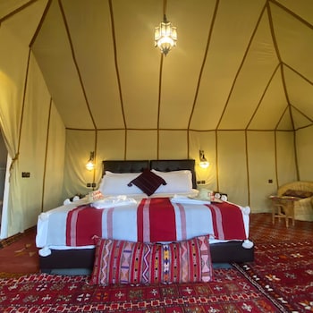 desert heart luxury camp