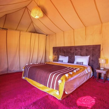 desert heart luxury camp