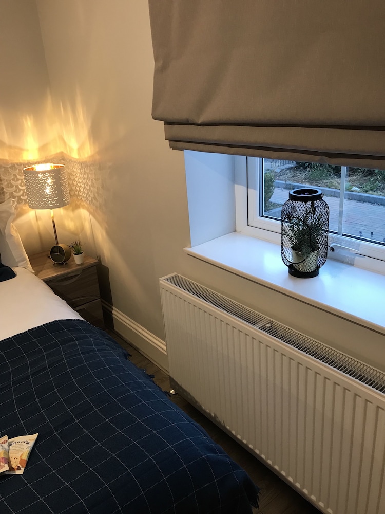 1 helena studio apartment