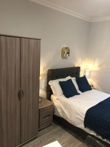 1 helena studio apartment