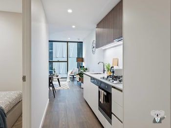 melbourne city 1bed perfect tranquil sanctuary vme023
