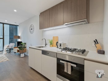 melbourne city 1bed perfect tranquil sanctuary vme023
