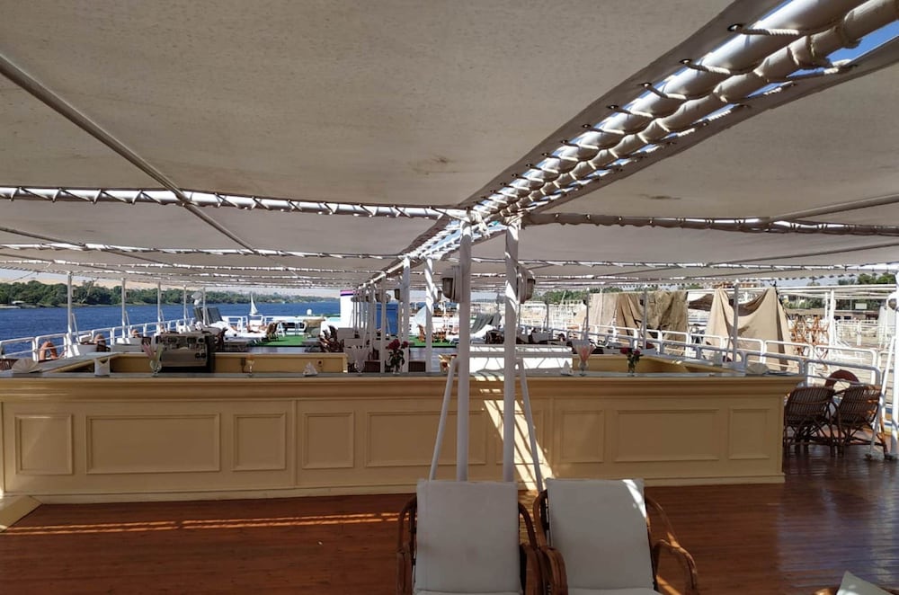 ms king tut i nile cruise