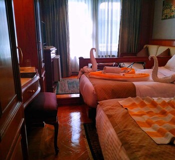 ms king tut i nile cruise