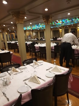 ms king tut i nile cruise