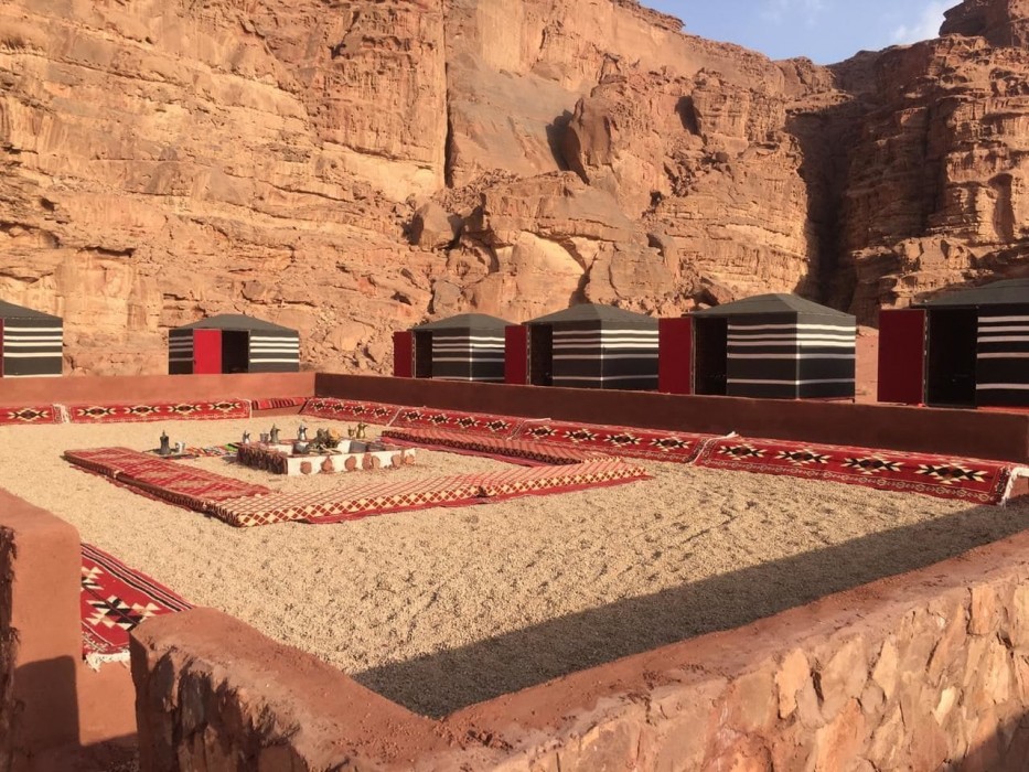 bedouins desert camp