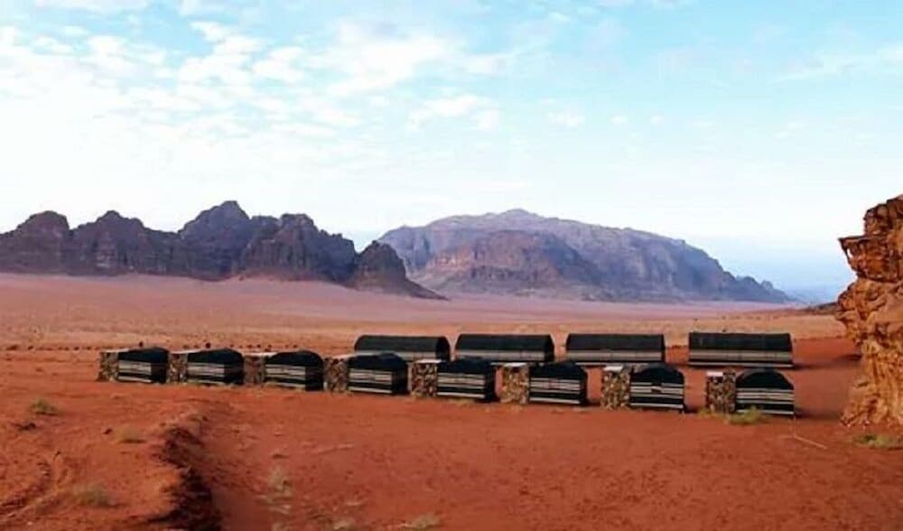 bedouins desert camp