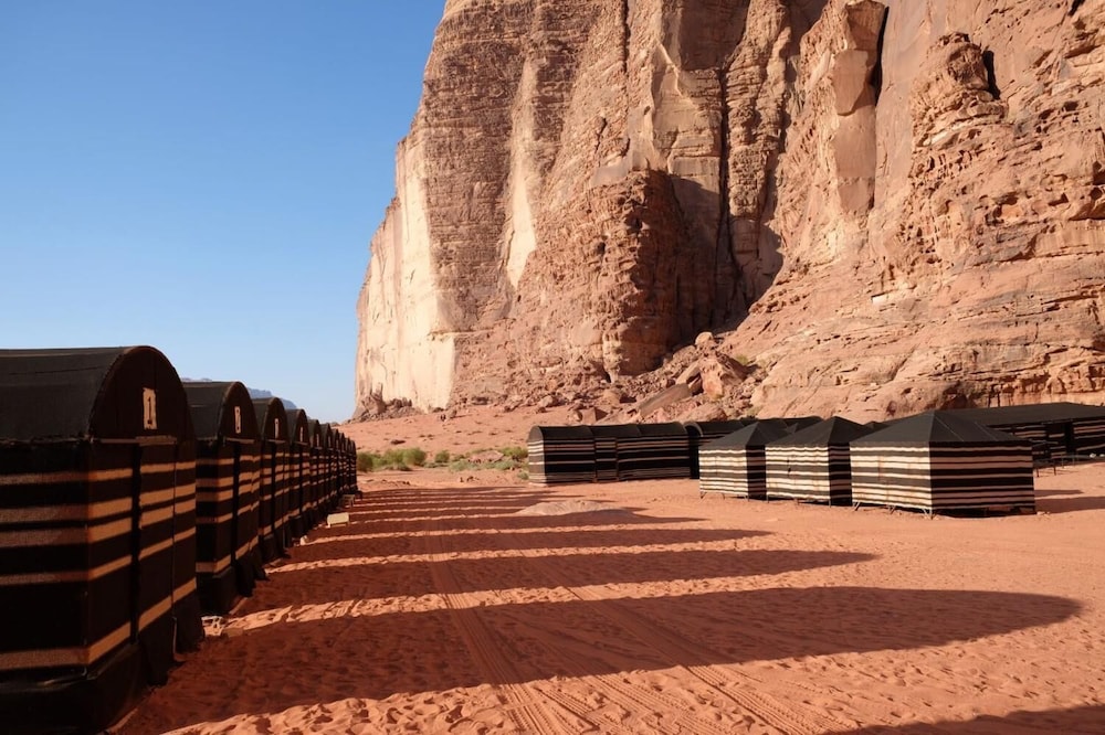 bedouins desert camp