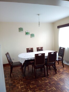 South C Bungalow,,3 star