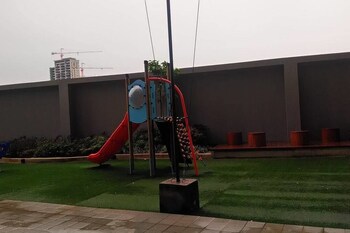 ecj cozy studio units at horizons 101