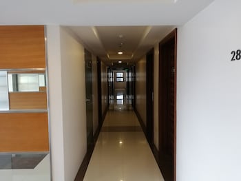 ecj cozy studio units at horizons 101